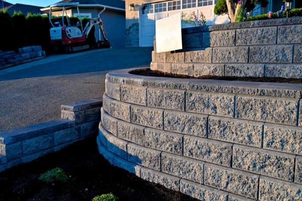 Stone Retaining Wall Repair in Hamilton