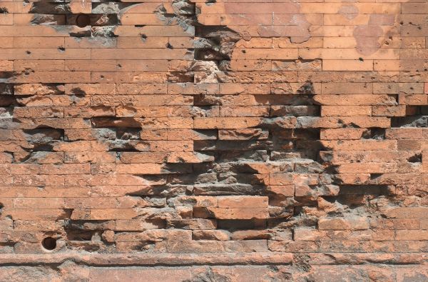 Damaged Brick Repair in Hamilton