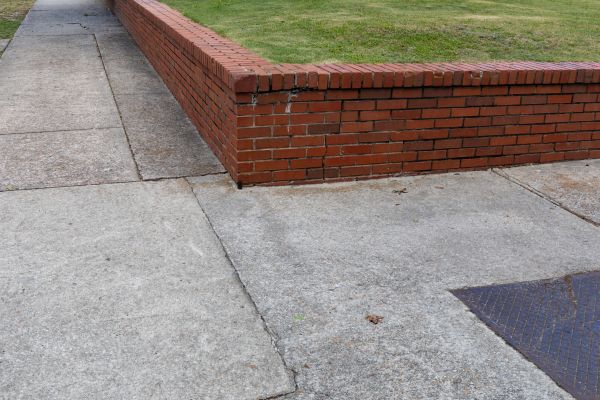 Brick Retaining Wall Repair in Hamilton
